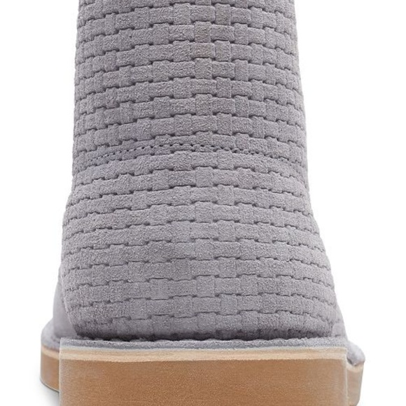 Clarks Men\'s Grey Bushacre 2 Chukka Boots main image 4